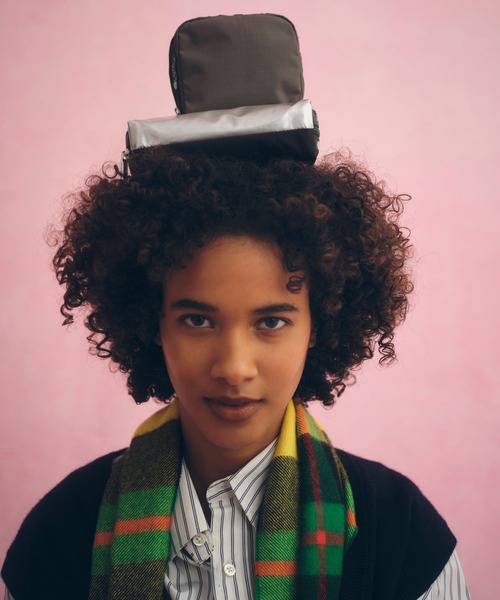 LeSportsac(レスポートサック)の「【LeSportsac for ADAM ET ROPE'】RECTANGULAR COSMETIC (SHINE/SOLID)(ポーチ・レディース・シルバー・FREE)」の3枚目の写真