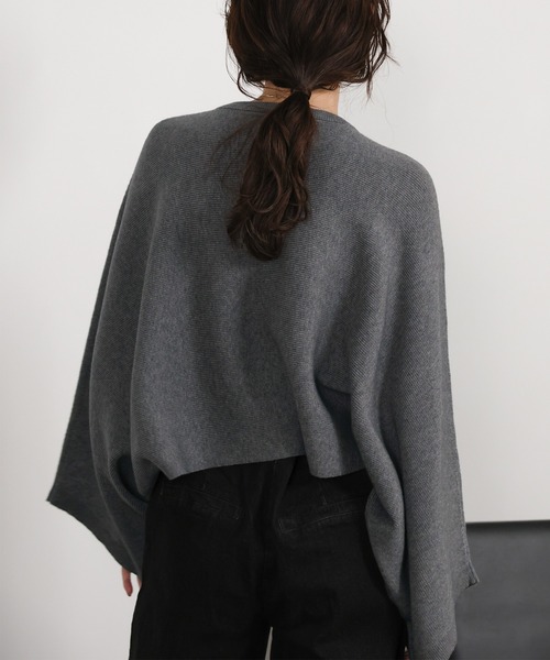 select MOCA Et(セレクトモカエト)の「【Et】Dolman Sleeve Short Rib Knit(ニット/セーター・レディース・ベージュ/チャコール/ブラック・FREE)」の18枚目の写真