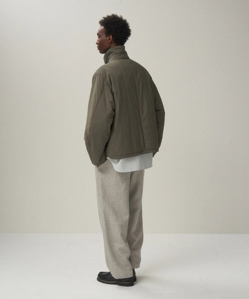 ATON(エイトン)の「【ATON/エイトン】MAT AIRLY NYLON WOOL PADDED HARRINGTON JACKET(ブルゾン・メンズ・カーキ/ブラック・4/6)」の5枚目の写真