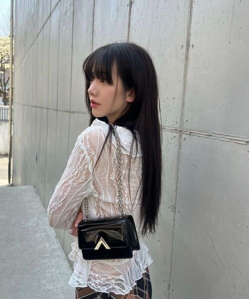 VALLUAT（バリュエット）の「Edero micro bag_Black（メッセンジャーバッグ・レディース・その他・FREE）」の4枚目の写真