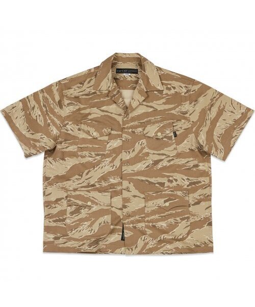 DIAFVINE(ディアフバイン)の「DV.LOT 685 Multi Pocket Shirt -Tiger Stripe Desert Camo-(シャツ/ブラウス・メンズ・その他・XX-LARGE/LARGE/X-LARGE)」の1枚目の写真