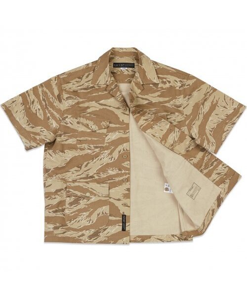 DIAFVINE(ディアフバイン)の「DV.LOT 685 Multi Pocket Shirt -Tiger Stripe Desert Camo-(シャツ/ブラウス・メンズ・その他・XX-LARGE/LARGE/X-LARGE)」の2枚目の写真