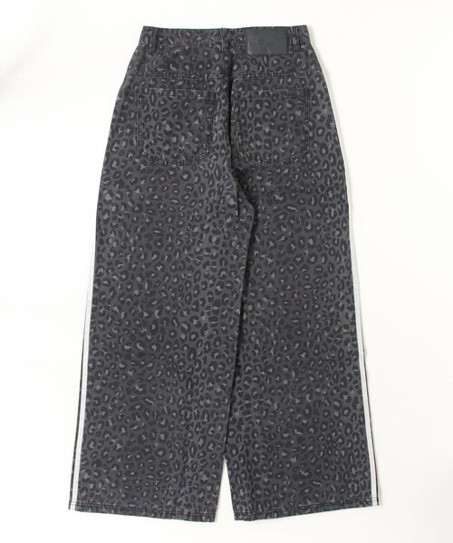 adidas（アディダス）の「adidas Originalsデニム・ルーズ・パンツ / アディダスオリジナルス adidas Originals（その他パンツ・レディース・ブラウン/グレー・28inch/29inch/30inch/31inch/32inch/26inch/27inch）」の11枚目の写真