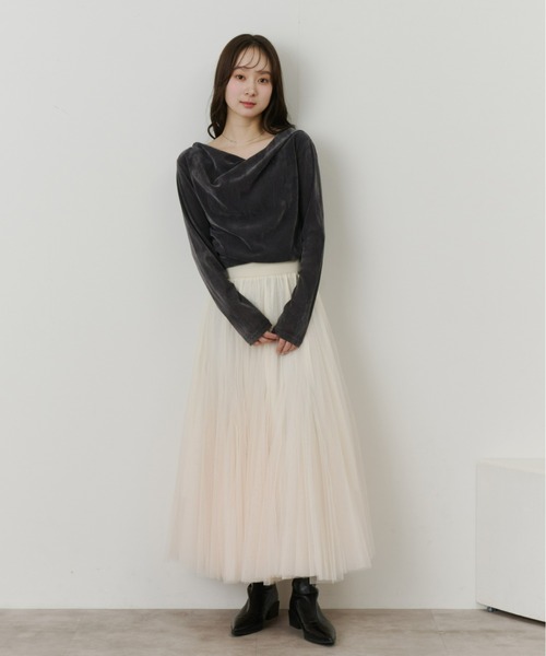 Olu.(オルドット)の「シアーベロアドレープトップス(Tシャツ/カットソー・レディース・チャコールグレー/アイボリー・FREE)」の8枚目の写真