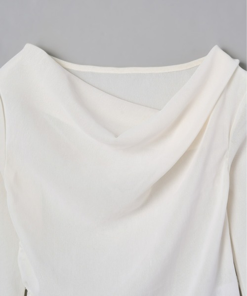 Olu.(オルドット)の「シアーベロアドレープトップス(Tシャツ/カットソー・レディース・チャコールグレー/アイボリー・FREE)」の20枚目の写真