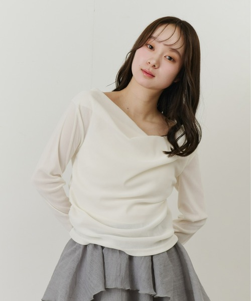 Olu.(オルドット)の「シアーベロアドレープトップス(Tシャツ/カットソー・レディース・チャコールグレー/アイボリー・FREE)」の3枚目の写真