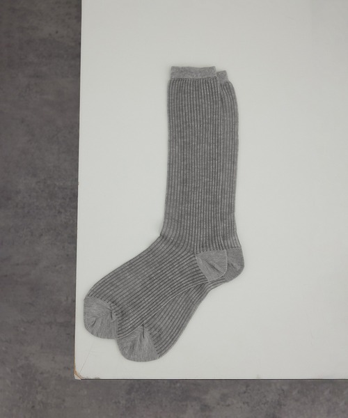 SALON adam et rope'（サロン アダム エ ロペ）の「シアーリブソックス 2（ソックス/靴下・レディース・ベージュ/ホワイト/ブルー/グレー・FREE）」の3枚目の写真