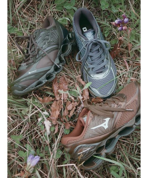 MIZUNO(ミズノ )の「【Mizuno】WAVE PROPHECY LS GTX(スニーカー・レディース・ブラック・24/25.5/25/23.5/23/24.5)」の6枚目の写真