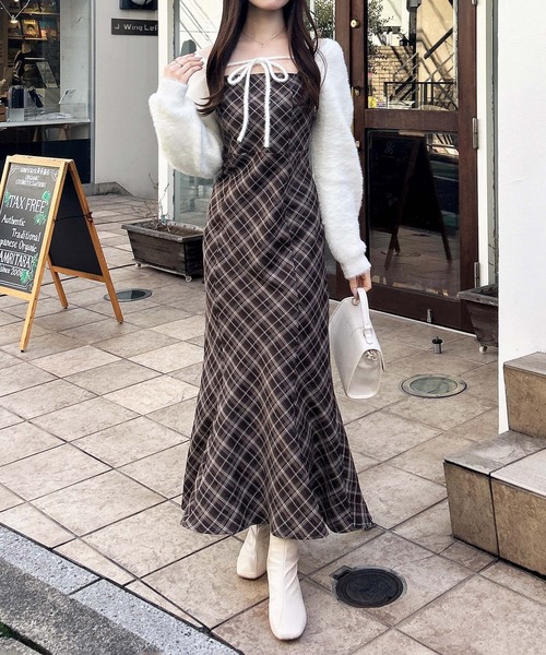 INGNI（イング）の「【WEB限定】シャギーニットボレロ＋マーメイド