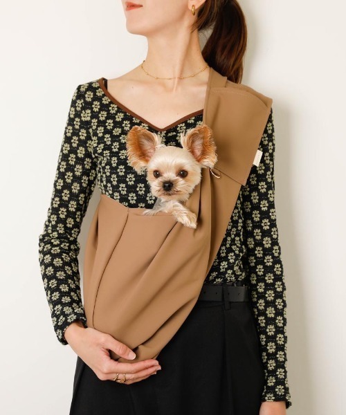 moncheri(モンシェリ)の「シンプルワイドスリング【軽量・長さ調整可能・飛び出し防止リード付】(ペット用キャリーケース・レディース・ベージュ/ブラウン/カーキ・S/M/L)」の5枚目の写真