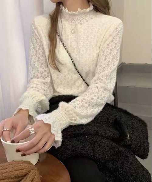 AsheKsha（アシクシャ）の「レース柄ハイネックパフスリーブ裏地付きトップス（ニット/セーター・レディース・オフホワイト/ブラック・M）」の2枚目の写真