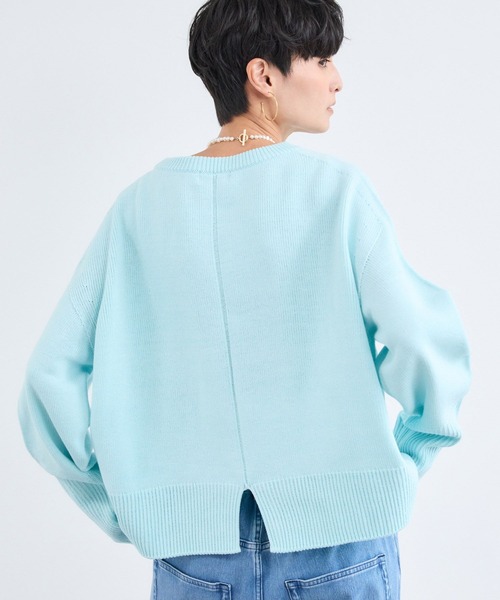 BARNYARDSTORM(バンヤードストーム)の「BARNYARDSTORM / バックスリットワイドニット(ニット/セーター・レディース・ホワイト/ベージュ/サックスブルー・FREE)」の12枚目の写真