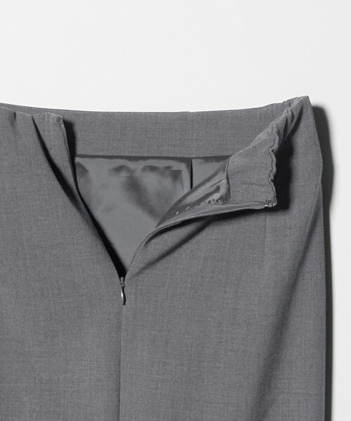 UNITED ARROWS（ユナイテッドアローズ）の「ダブルクロス タイトスカート ‐ストレッチ ウォッシャブル‐（スカート・レディース・ネイビー/ダークグレー・38/36/40）」の14枚目の写真