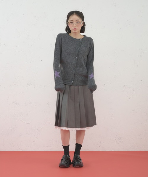 FCMM（エフシーエムエム）の「【日本限定】STAR CARDIGAN / スターカーディガン（カーディガン/ボレロ・レディース・アイボリー/グレー・SMALL/MEDIUM）」の6枚目の写真