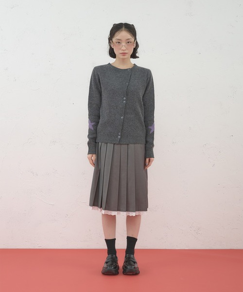 FCMM（エフシーエムエム）の「【日本限定】STAR CARDIGAN / スターカーディガン（カーディガン/ボレロ・レディース・アイボリー/グレー・SMALL/MEDIUM）」の9枚目の写真