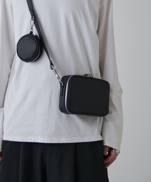 Lui's（ルイス）の「コンセキュティブスクエアショルダーバッグ（ショルダーバッグ・メンズ・ブラック系その他/ブラック・FREE）」の10枚目の写真