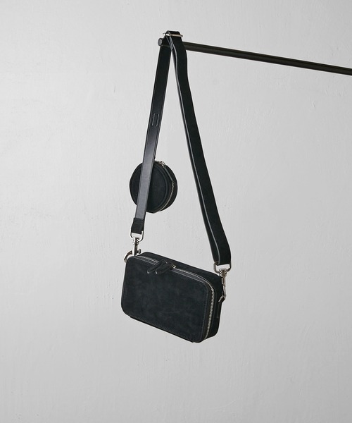 Lui's（ルイス）の「コンセキュティブスクエアショルダーバッグ（ショルダーバッグ・メンズ・ブラック系その他/ブラック・FREE）」の14枚目の写真