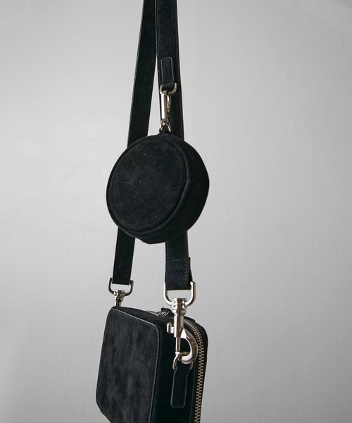 Lui's（ルイス）の「コンセキュティブスクエアショルダーバッグ（ショルダーバッグ・メンズ・ブラック系その他/ブラック・FREE）」の16枚目の写真