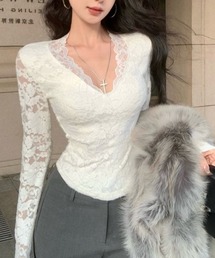 NANEA（ナネア）の「総レース Vネックシアートップス（Tシャツ/カットソー）」