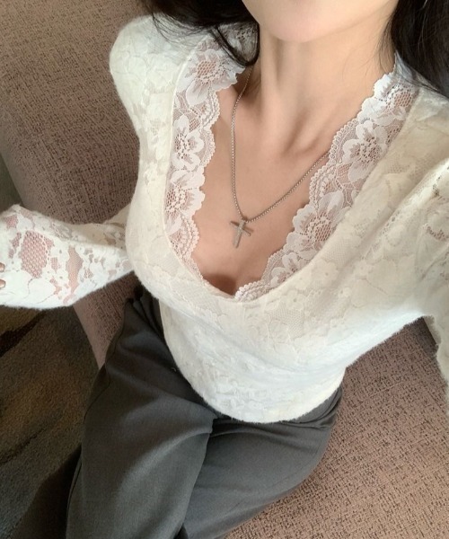 NANEA(ナネア)の「総レース Vネックシアートップス(Tシャツ/カットソー・レディース・ネイビー/ホワイト・LARGE/MEDIUM/SMALL)」の10枚目の写真