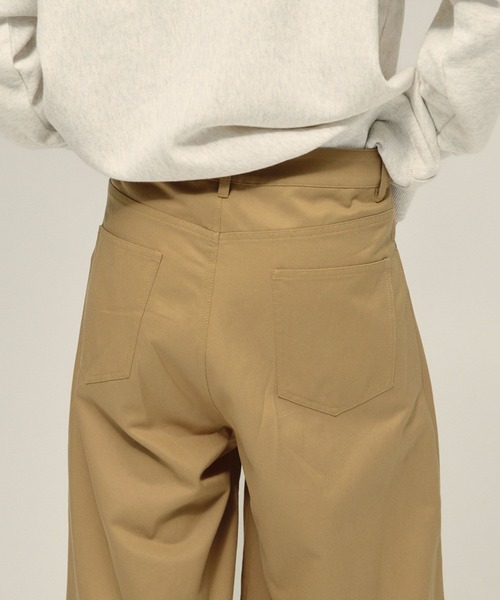 eL（エル）の「【eL】Twill Bermuda Pants/645549（その他パンツ・レディース・ベージュ/ネイビー・FREE）」の22枚目の写真