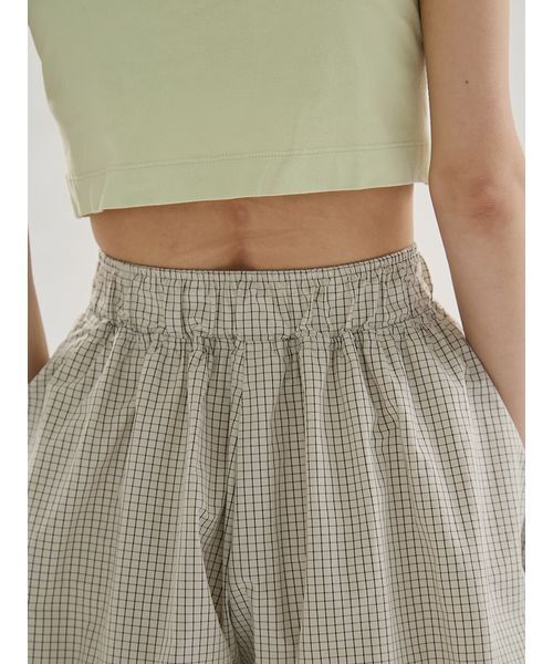 emmi（エミ）の「バルーンショートパンツ/撥水【セットアップ対応】（その他パンツ・レディース・ブラック/チェック・F）」の9枚目の写真