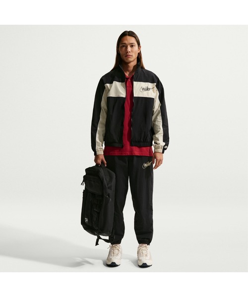 NIKE(ナイキ)の「NIKE/ナイキ M CLUB LTWT FZ JKT CTB(ナイロンジャケット・メンズ・ブラック/アイボリー/レッド・M/L/S/XL)」の9枚目の写真