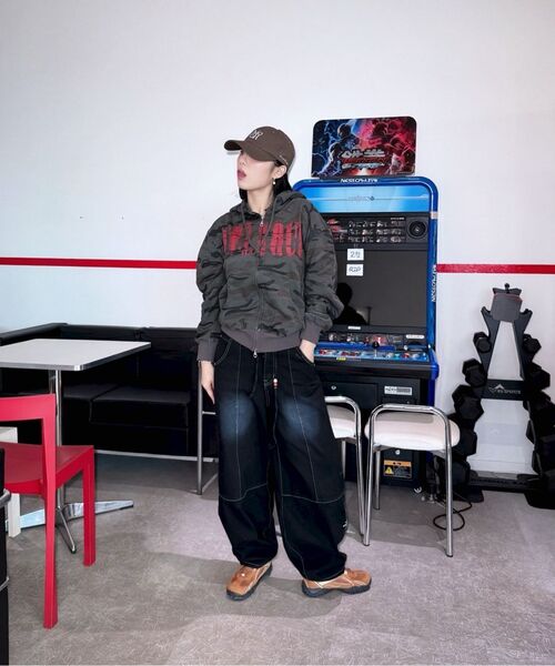 IDWS(アイドンワナセル)の「Oblique Hoodie Zip Up Dark Multi(パーカー・レディース・その他・2/1/0)」の13枚目の写真