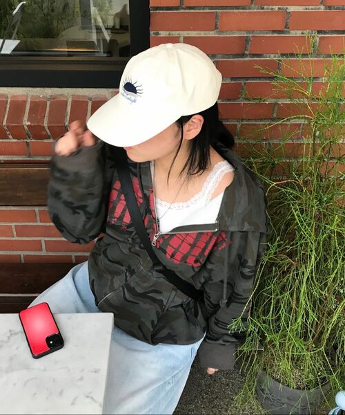 IDWS(アイドンワナセル)の「Oblique Hoodie Zip Up Dark Multi(パーカー・レディース・その他・2/1/0)」の12枚目の写真