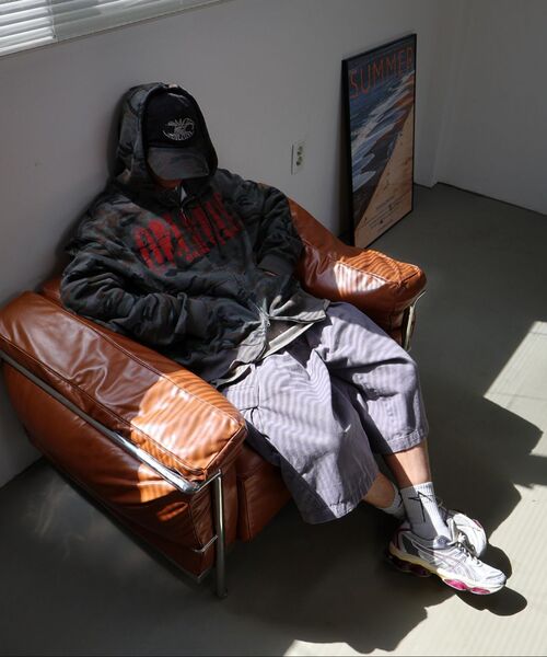 IDWS(アイドンワナセル)の「Oblique Hoodie Zip Up Dark Multi(パーカー・レディース・その他・2/1/0)」の6枚目の写真
