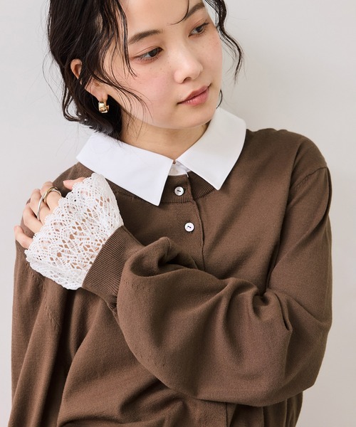 VIS（ビス）の「レースカフスドッキングニットカーディガン（カーディガン/ボレロ・レディース・キャメル/サックスブルー/オフホワイト・FREE）」の3枚目の写真