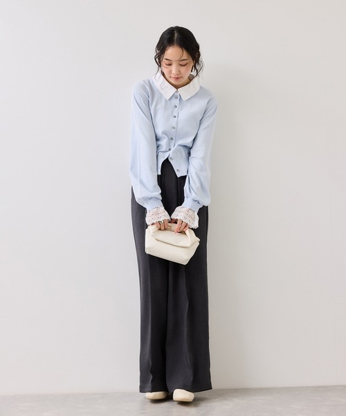 VIS（ビス）の「レースカフスドッキングニットカーディガン（カーディガン/ボレロ・レディース・キャメル/サックスブルー/オフホワイト・FREE）」の11枚目の写真