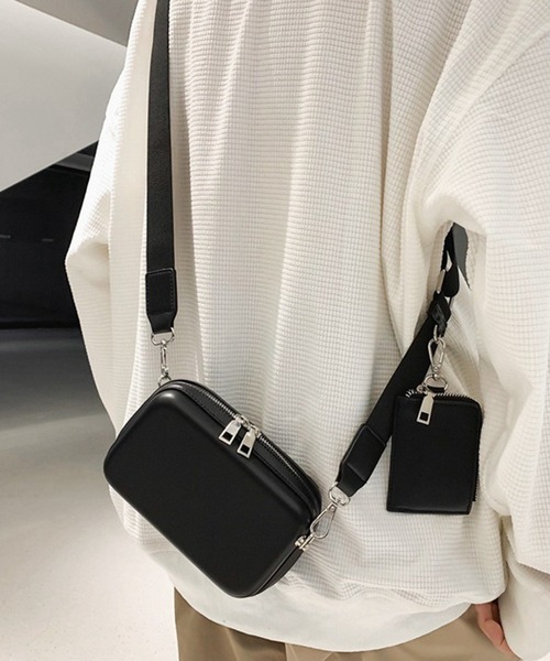 WESTBOY（ウエストボーイ）の「コンパクト シンプル ユニセックス スクエア ミニショルダーバッグ WO26S2BG34（ショルダーバッグ・メンズ・ブラック/ホワイト/ブラウン・FREE）」の7枚目の写真