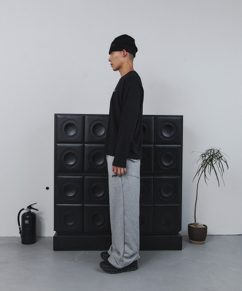TANSANMAGNESIUM(タンサン マグネシウム)の「ポニーホットフィックスロングスリーブ(ブラック)(Tシャツ/カットソー・レディース・その他・1/2)」の8枚目の写真