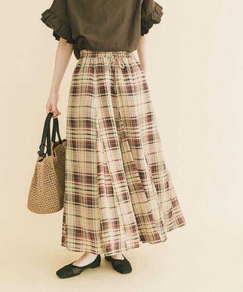 ITEMS URBANRESEARCH（アイテムズ アーバンリサーチ）の「シアーフレアスカート（スカート・レディース・ネイビー/ダークブラウン/ブラック/ベージュ・FREE）」の3枚目の写真