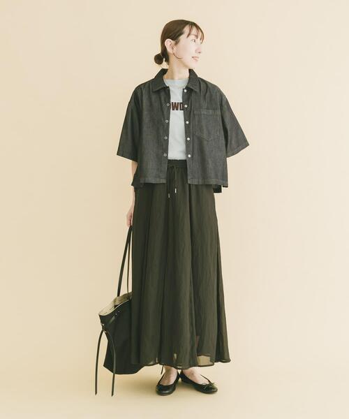 ITEMS URBANRESEARCH（アイテムズ アーバンリサーチ）の「シアーフレアスカート（スカート・レディース・ネイビー/ダークブラウン/ブラック/ベージュ・FREE）」の14枚目の写真