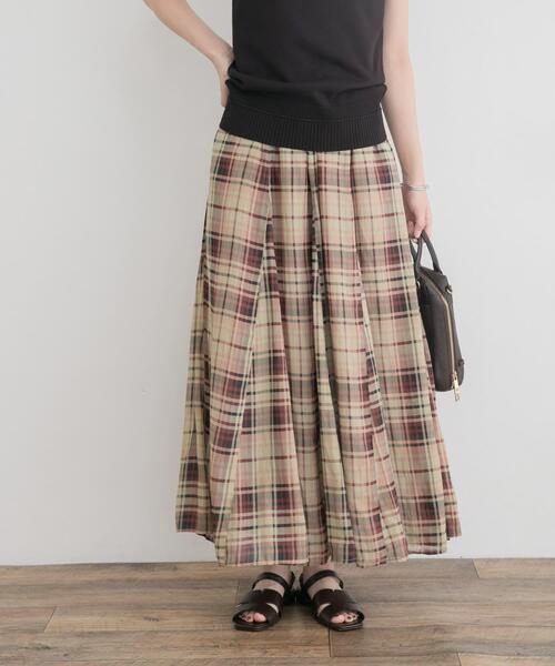 ITEMS URBANRESEARCH(アイテムズ アーバンリサーチ)の「シアーフレアスカート(スカート・レディース・ネイビー/ダークブラウン/ブラック/ベージュ・FREE)」の6枚目の写真