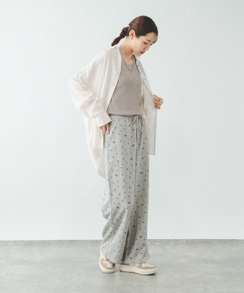 GLOBAL WORK(グローバルワーク)の「総柄スウェットパンツ/659140(スウェットパンツ・レディース・グレー/オフホワイト・MEDIUM/LARGE)」の8枚目の写真