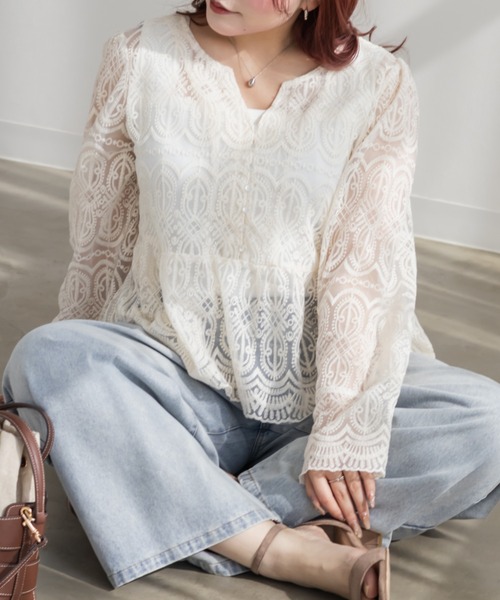 CLETTE(クレット)の「CLETTEオリジナル総レースペプラムブラウス(シャツ/ブラウス・レディース・アイボリー/ブラック・LL/4L/3L)」の2枚目の写真