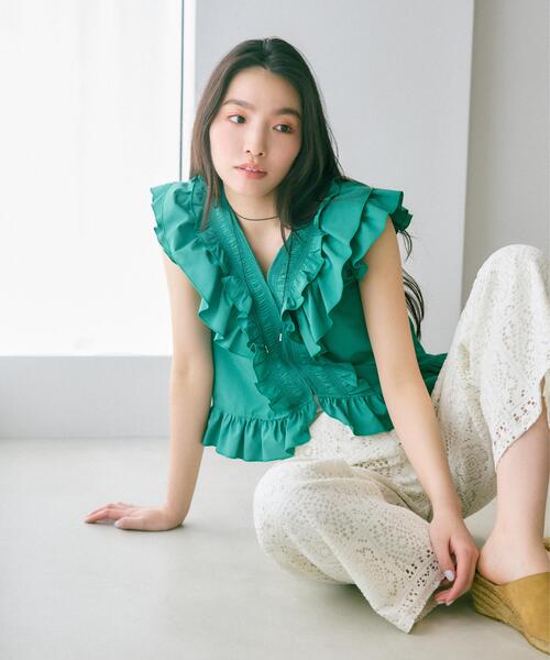 N.(N. Natural Beauty Basic)(エヌエヌナチュラルビューティーベーシック)の「ラッフルブラウス(シャツ/ブラウス・レディース・ブラック/ピンク/ダークグリーン・FREE)」の3枚目の写真