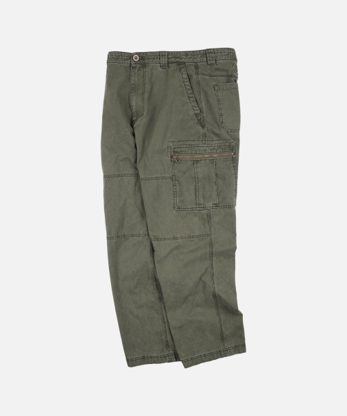 FRIZMWORKS(フリズムワークス)の「WASHED COTTON ZIP CARGO PANTS _ OLIVE(その他パンツ・メンズ・その他・SMALL/MEDIUM/LARGE/X-LARGE)」の2枚目の写真
