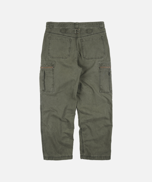 FRIZMWORKS(フリズムワークス)の「WASHED COTTON ZIP CARGO PANTS _ OLIVE(その他パンツ・メンズ・その他・SMALL/MEDIUM/LARGE/X-LARGE)」の3枚目の写真
