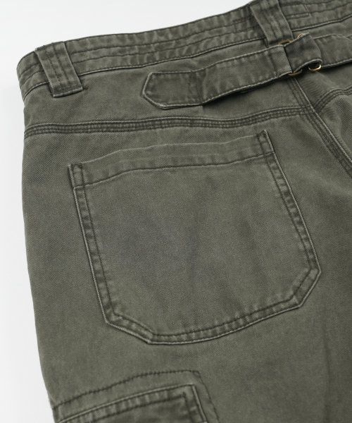 FRIZMWORKS(フリズムワークス)の「WASHED COTTON ZIP CARGO PANTS _ OLIVE(その他パンツ・メンズ・その他・SMALL/MEDIUM/LARGE/X-LARGE)」の8枚目の写真