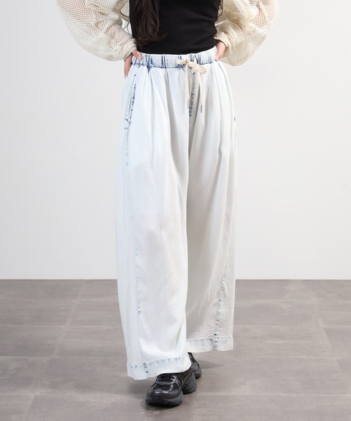 hunch（ハンチ）の「hunch ４．５オンス　テンセルデニムワイドパンツ（デニムパンツ・レディース・ブルー/ホワイト系その他/ライトインディゴブルー・FREE）」の7枚目の写真
