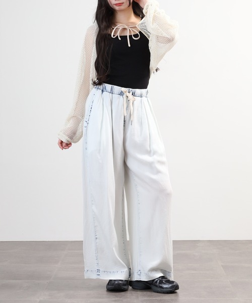 hunch（ハンチ）の「hunch ４．５オンス　テンセルデニムワイドパンツ（デニムパンツ・レディース・ブルー/ホワイト系その他/ライトインディゴブルー・FREE）」の10枚目の写真