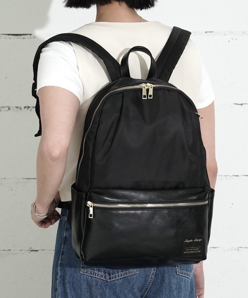 Legato Largo(レガートラルゴ)の「"02"≪Legato Largo≫ALL DAY/オールデイ 10ポケット/15L バイカラーリュック(バックパック/リュック・レディース・グレー/サンドベージュ/ネイビー/ブラック・ONE SIZE)」の1枚目の写真
