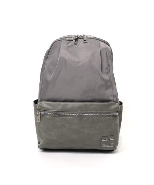 Legato Largo(レガートラルゴ)の「"02"≪Legato Largo≫ALL DAY/オールデイ 10ポケット/15L バイカラーリュック(バックパック/リュック・レディース・グレー/サンドベージュ/ネイビー/ブラック・ONE SIZE)」の11枚目の写真