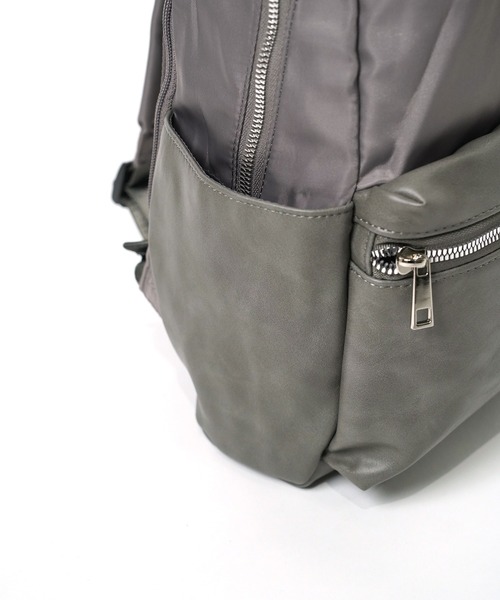 Legato Largo(レガートラルゴ)の「"02"≪Legato Largo≫ALL DAY/オールデイ 10ポケット/15L バイカラーリュック(バックパック/リュック・レディース・グレー/サンドベージュ/ネイビー/ブラック・ONE SIZE)」の19枚目の写真