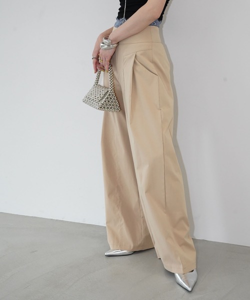 chuclla(チュクラ)の「タックボリュームワイドパンツ chw26s166(その他パンツ・レディース・ベージュ/ブラック・L/M/S)」の6枚目の写真
