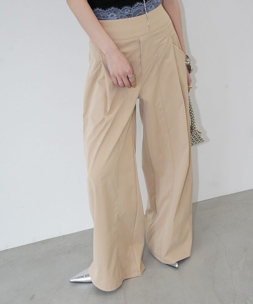 chuclla(チュクラ)の「タックボリュームワイドパンツ chw26s166(その他パンツ・レディース・ベージュ/ブラック・L/M/S)」の8枚目の写真